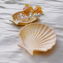 Load image into Gallery viewer, [Seashell Catchall] Mindfulness Marbling Jesmonite Workshop
